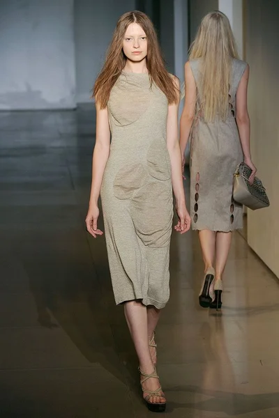 Look 36
